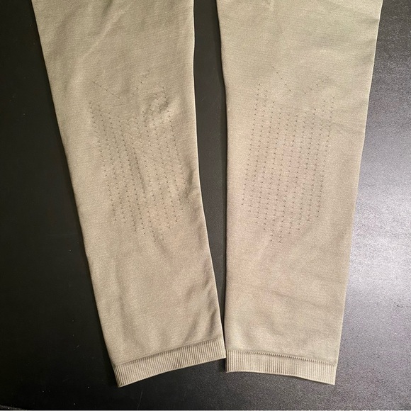 NWT, Gymshark sweat seamless leggings (full length) - Picture 4 of 6